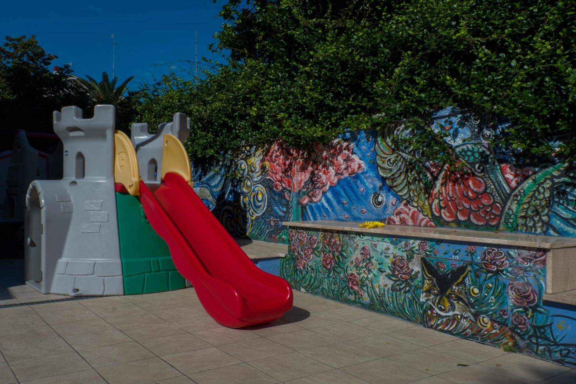 רוזטו דליי אברוצי Hotel Albatros מראה חיצוני תמונה